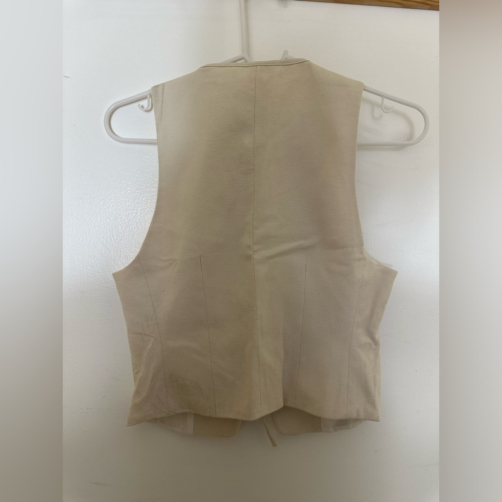 Vest - Picture 2 of 2
